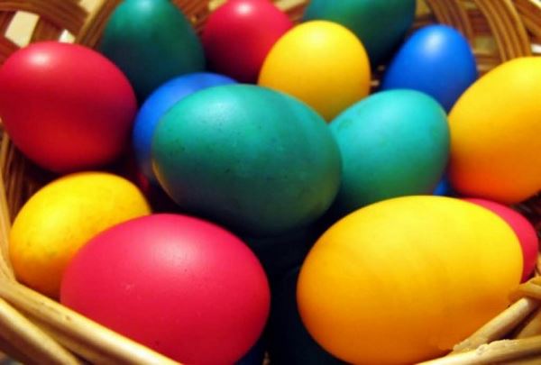 Як фарбувати яйця на Великдень