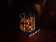 Вчений з Великобританії розробив безпечний для здоров’я алкоголь