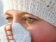 Сльози на морозі: чому деякі люди починають “плакати” на вулиці в зимовий час