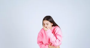 Нудота після їжі: основні причини цього неприємного симптому