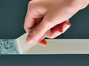 Як відмити скотч від скла