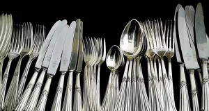 Як почистити срібло нашатирним спиртом