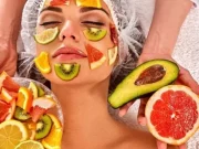 Як зробити багату вітамінами домашню косметику для обличчя й тіла