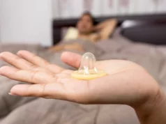 Вчені встановили які люди схильні таємно знімати презерватив під час сексу