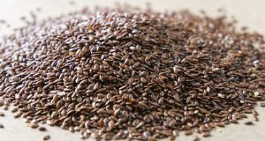 Натуральна косметика без консервантів із насінням льону