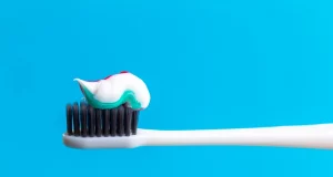 Що можна почистити зубною пастою