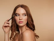 Коли варто відкласти або скасувати перманентний макіяж