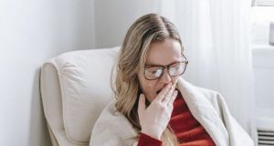 Часте позіхання – ознака інсульту та пухлини мозку