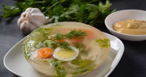 Як правильно зберігати холодець: умови, заморожування та розморожування