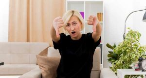 Неочевидні причини неприємних запахів у домі та способи їх усунення