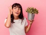 Розмовляйте з квітами: як спілкування допомагає рослинам рости