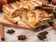 Ароматний пиріг із кориці, який заповнить дім теплом