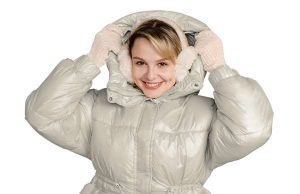 Як швидко очистити пуховик без прання: ефективний розчин та перевірені методи