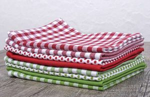 Як легко очистити кухонні рушники та зберегти їхню білизну: перевірені методи